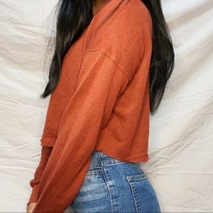 Urban Outfitters crop top long sleeve 🌺